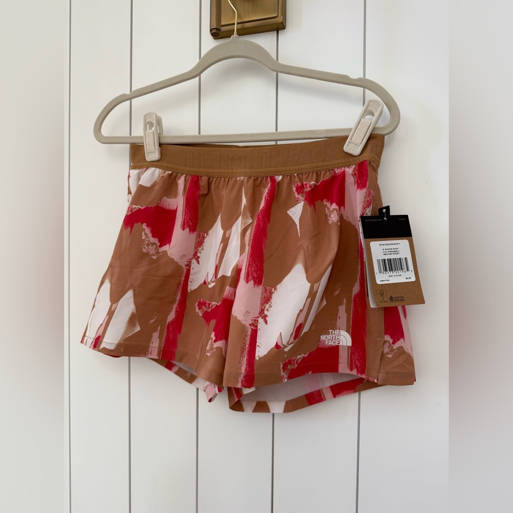 NWT! NORTH FACE Wander Performance Short, Pink Moss Abstract Geology Print, M